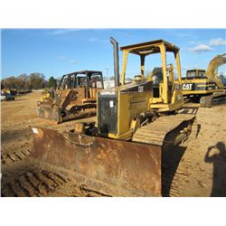 CAT D4C SERIES III LGP CRAWLER TRACTOR