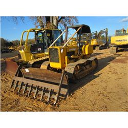 JOHN DEERE 450B CRAWLER TRACTOR