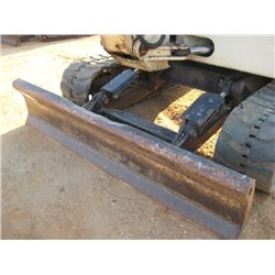 INGERSOLL-RAND ZX-75 MINI HYDRAULIC EXCAVATOR - J.M. Wood Auction