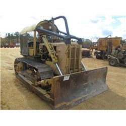 CAT D4D CRAWLER TRACTOR