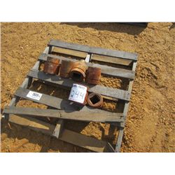 1 LOT (6) 2 1/2" DRIVE SOCKETS