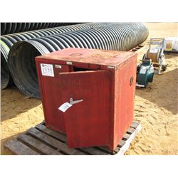 35" STEEL STORAGE CABINET