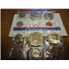 Image 1 : 1977 US MINT SET (UNC) P/D (WITH ENVELOPE)