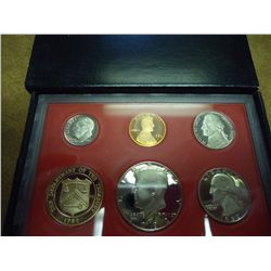 1982 US PROOF SET (WITH BOX)