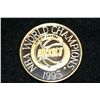 Image 1 : 1995 NBA World Champion Houston Rockets, limited edition two-tone commerative coin, .999 fine 1 oz. 