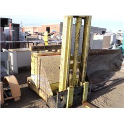 EATON AUTOMATIC LIFT TRUCK WST