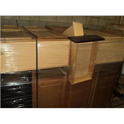 PALLET OF HANGING WOOD KITCHEN CABINETS