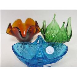 3 pc glass bowls and basket