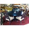 Image 1 : L'ARCONIQUE ROUND DINING TABLE