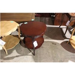 TREFOIL LAMP TABLE