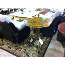 ENGLISH REGENCY PEDESTAL TABLE