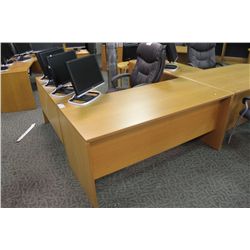 TOWNSHIP MAPLE L-SHAPED EXECUTIVE DESK