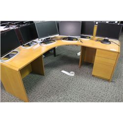 TOWNSHIP MAPLE CORNER DESK