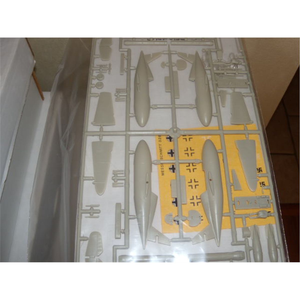 Vintage 1:72 Huma Messerschmitt Me 328 A + 328 B Model Plane Kit