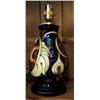 Image 1 : A good quality modern Moorcroft `Queens Choic