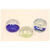 Image 4 : 14 glass paperweights