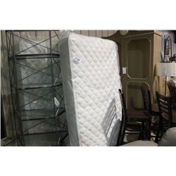 NEW SERTA  DOUBLE MATRESS