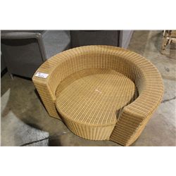 HEMISPHERE SWIVEL STOOL NO CUSHION