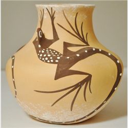 Zuni Two Lizard Pottery - Tara Edaakie