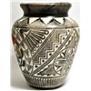 Image 2 : Navajo Etched & Painted Hummingbird Pottery - Everson Whitegoat