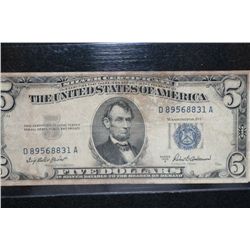 1953-A US Silver Certificate $5, Blue Seal, #D89568831A