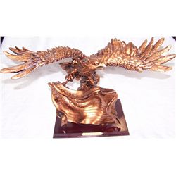 Eagle Statue. "God Bless America".