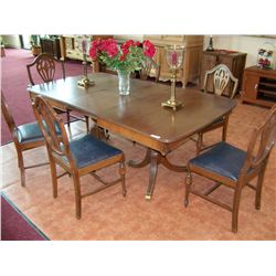 VINTANGE Dining Table with Six Chairs