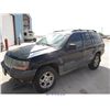 Image 2 : 2001 - JEEP GRAND CHEROKEE LAREDO