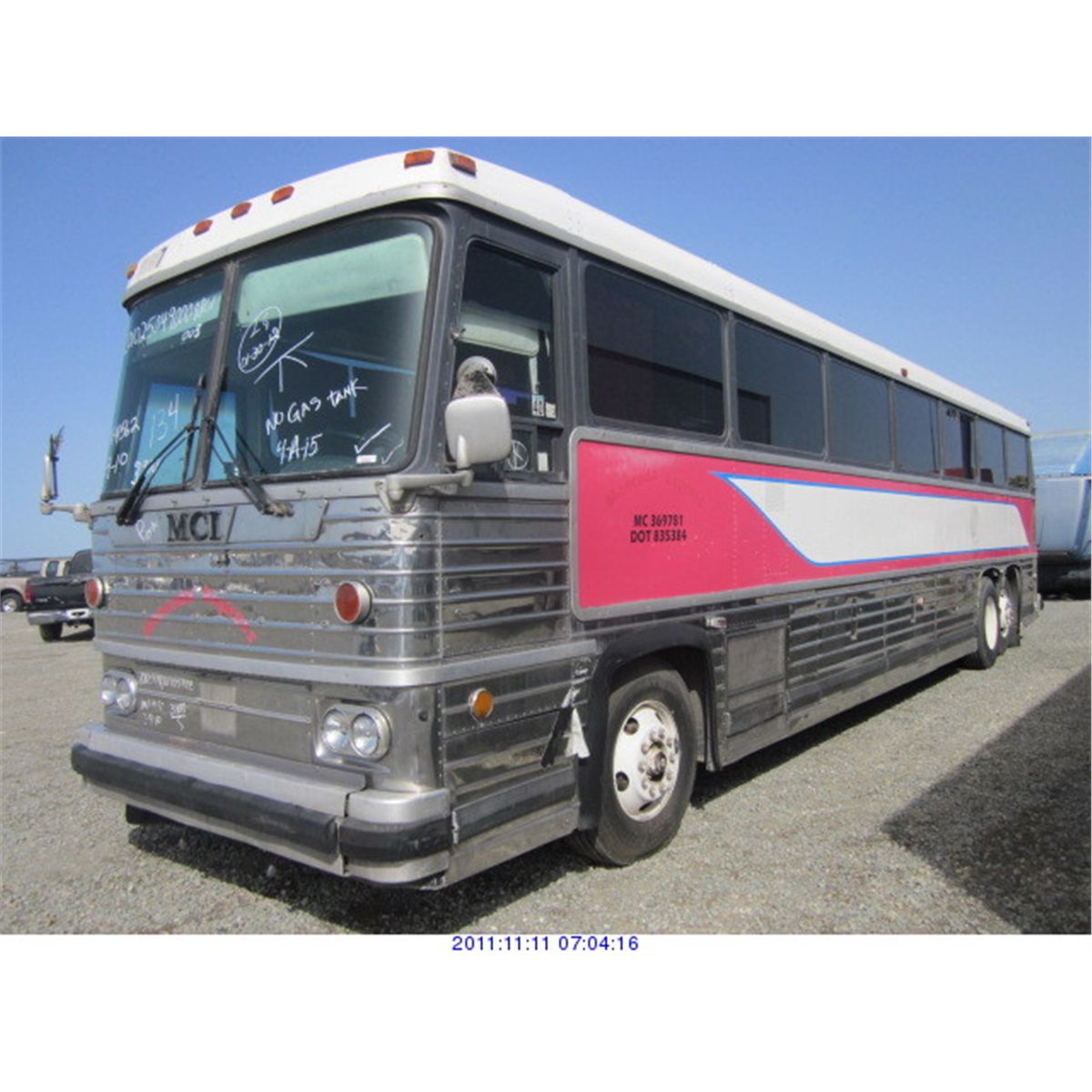 1981 MCI TOUR BUS Rod Robertson Enterprises Inc.