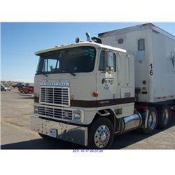 1985 - INTERNATIONAL TRACTOR