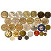 Image 1 : NM - Wooden Nickel Group
