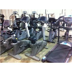 MATRIX COMMERCIAL UPRIGHT EXERCISE  BIKE