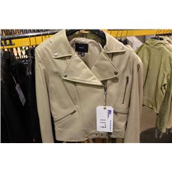 IDENTIFY STYLE P946 GOLD LEATHER JACKET SIZE 4