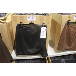 IDENTIFY BLACK LEATHER MINI SKIRT SIZE 4