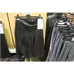 IDENTIFY BLACK LEATHER KNEE LENGTH SKIRT SIZE 10
