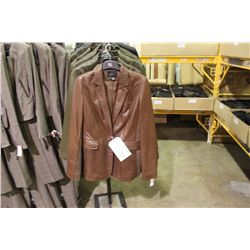 IDENTIFY BROWN FABRIC SIDE LEATHER JACKET SIZE 4