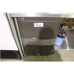 MANITOWOC QM45 ICE MAKER