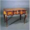 Image 1 : Bureau plat estilo Luis XV, en palosanto, raíz y bronces aplicados