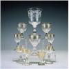 Image 1 : Juego de tres copas de licor, en cristal parcialmente dorado.
