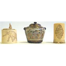 Late C19th / early C20th Chinese carved ivory brushpot with relief panels