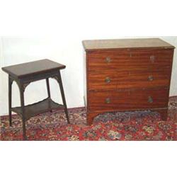 Regency period mahogany chest of 3 long graduated drawers
