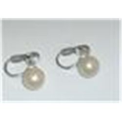 1 Pair Faux Pearl Earrings  Clasp Style 1/4"