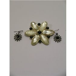 Joyful Noise  G.G. Sparrow (Dolly Parton) Flower Broach and Earrings