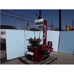TIRE CHANGING MACHINE