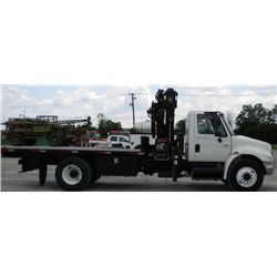 2003 INTERNATIONAL 4300 KNUCKLEBOOM CRANE TRUCK