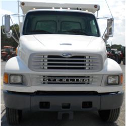 2005 STERLING M8500 T/A DUMP