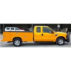 2008 FORD F350 EXTENDED CAB SERVICE TRUCK