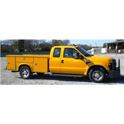 2008 FORD F350 EXTENDED CAB SERVICE TRUCK