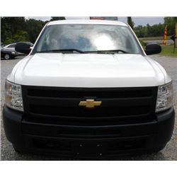 2009 CHEVROLET SILVERADO 4X4 PICKUP S/N 1GCEK14029Z219499
