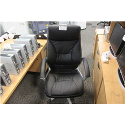 BLACK LEATHER HIGHBACK EXECUTIVE CHAIR
